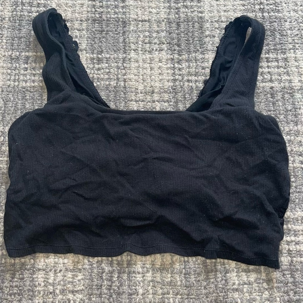 Black cropped tank- Aerie